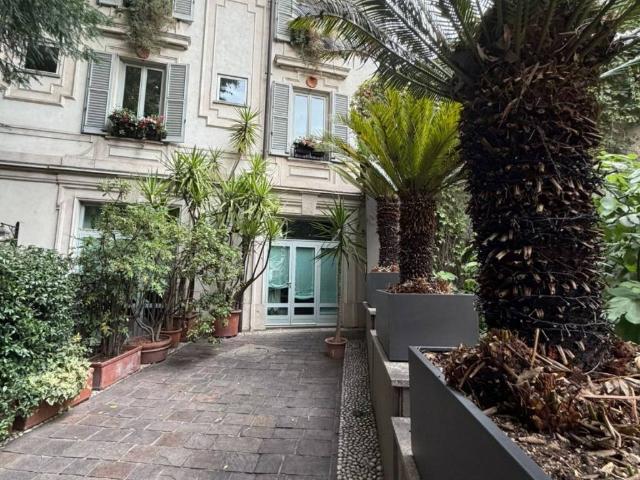 Casa indipendente in vendita a Milano MI