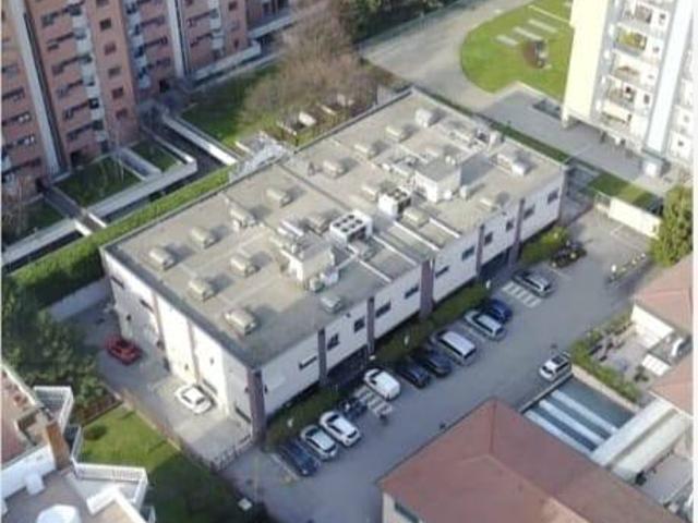 Casa indipendente in vendita a Milano MI