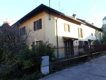 Casa indipendente in vendita a Milano MI