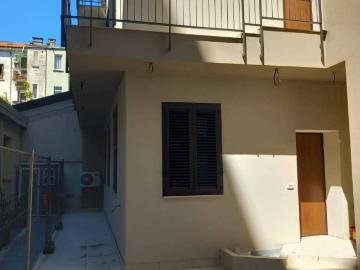 Casa indipendente in vendita a Milano MI