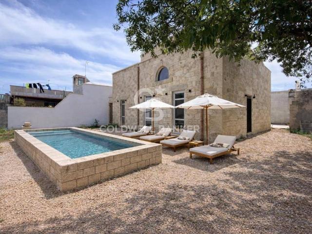 Casa indipendente in vendita a Minervino di Lecce LE