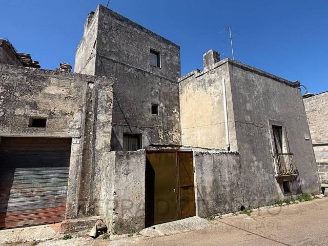 Casa indipendente in vendita a Minervino di Lecce LE