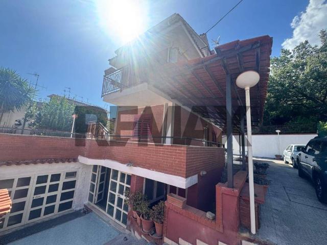 Casa indipendente in vendita a Minturno LT