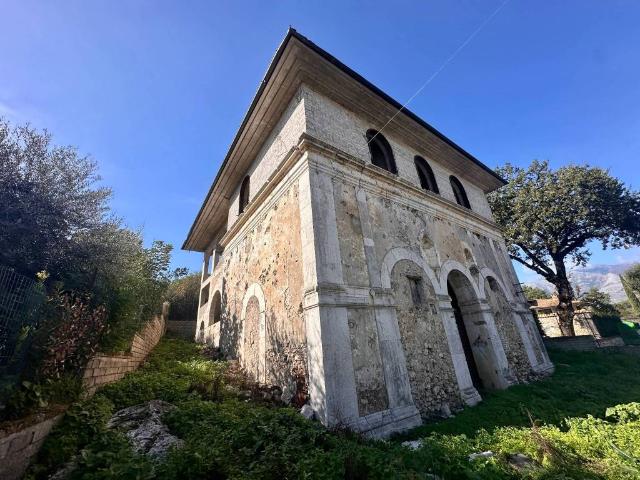 Casa indipendente in vendita a Minturno LT