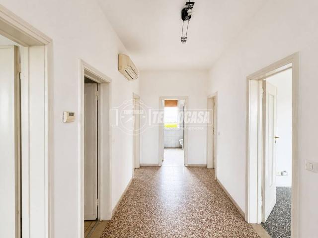Casa indipendente in vendita a Mirandola MO