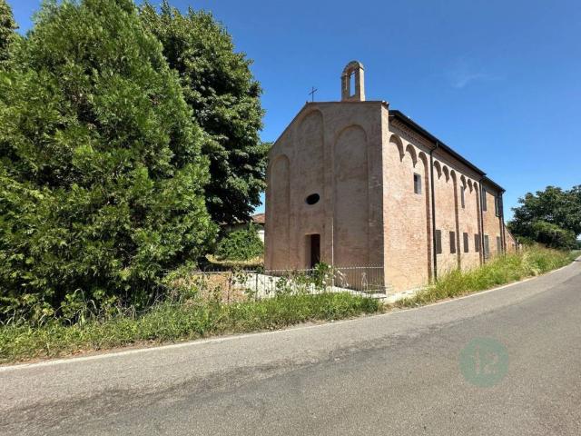 Casa indipendente in vendita a Mirandola MO