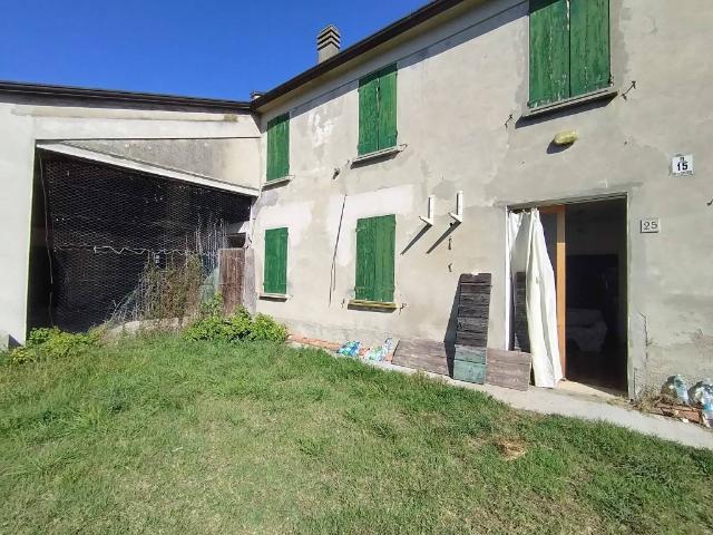 Casa indipendente in vendita a Mirandola MO
