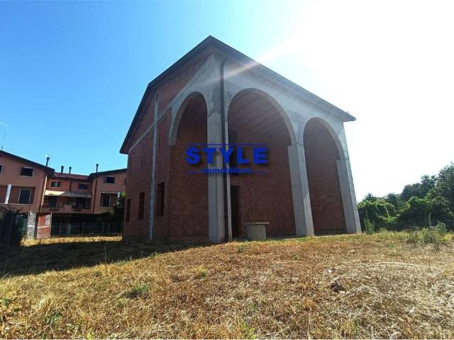 Casa indipendente in vendita a Mirano VE