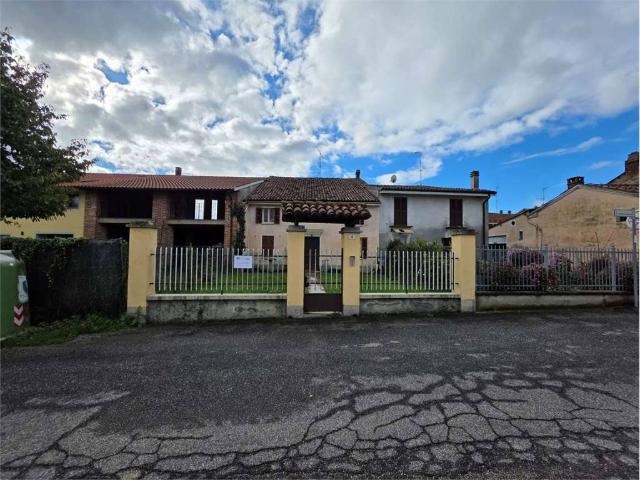 Casa indipendente in vendita a Mirabello Monferrato AL