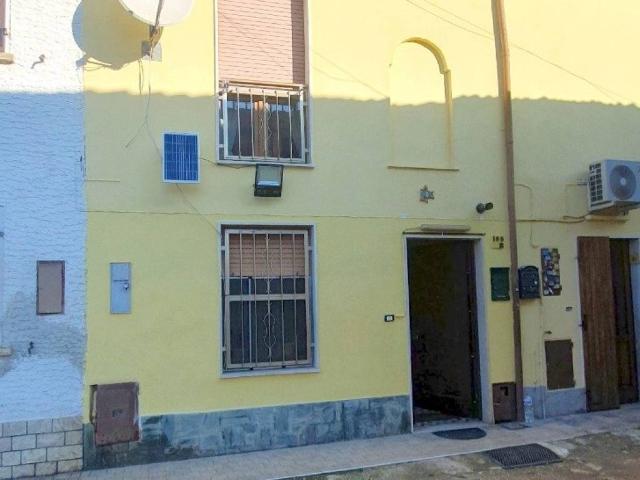 Casa indipendente in vendita a Miradolo Terme PV