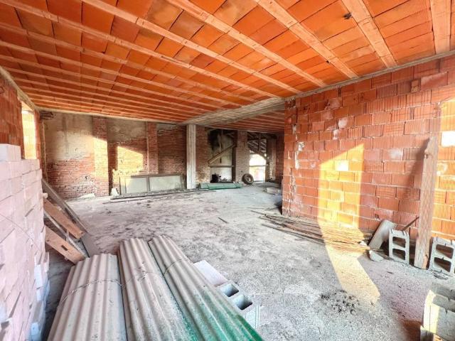 Casa indipendente in vendita a Miradolo Terme PV