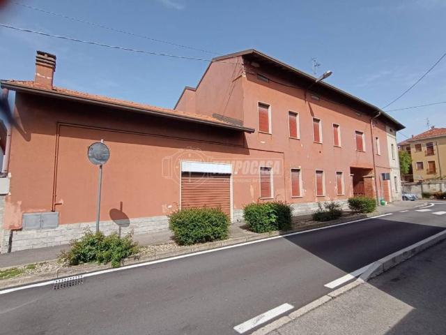Casa indipendente in vendita a Misinto MB
