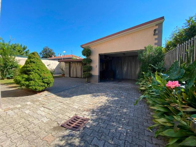 Casa indipendente in vendita a Muggiò MB
