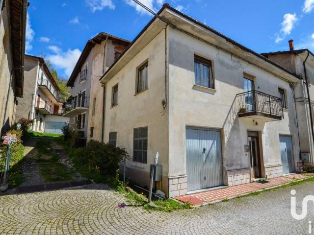 Casa indipendente in vendita a Murialdo SV