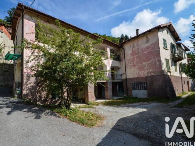 Casa indipendente in vendita a Murialdo SV
