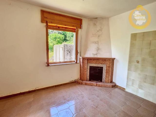 Casa indipendente in vendita a Muro Lucano PZ