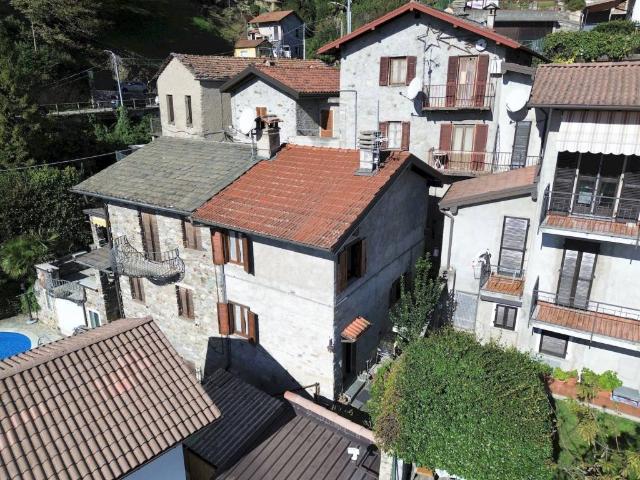 Casa indipendente in vendita a Musso CO