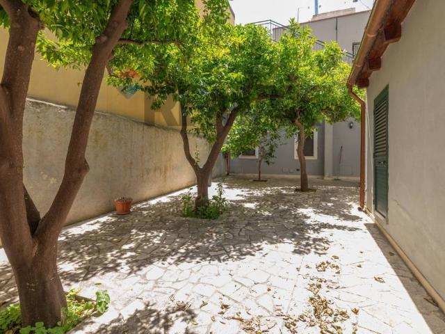 Casa indipendente in vendita a Noto SR