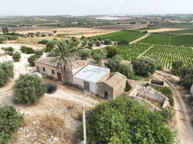Casa indipendente in vendita a Noto SR