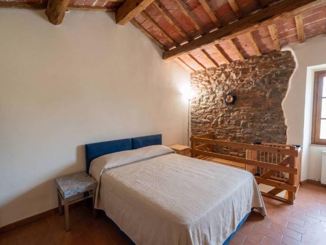 Casa indipendente in vendita a Novafeltria RN