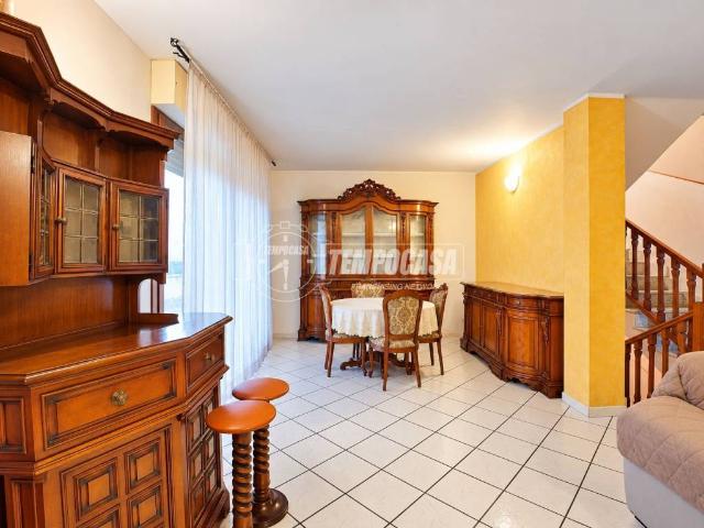 Casa indipendente in vendita a Novara NO