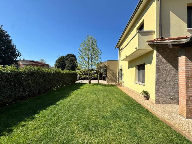 Casa indipendente in vendita a Noventa Vicentina VI