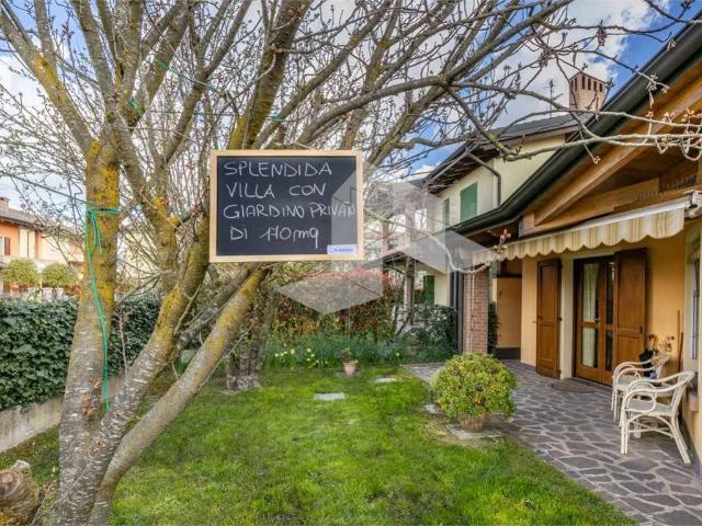 Casa indipendente in vendita a Novellara RE
