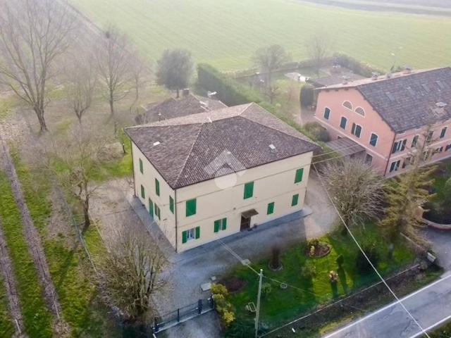 Casa indipendente in vendita a Novellara RE