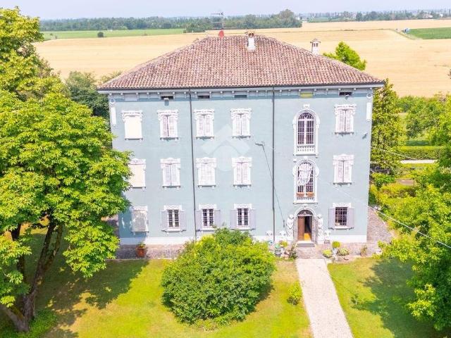 Casa indipendente in vendita a Novellara RE