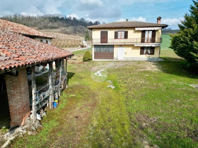 Casa indipendente in vendita a Novello CN