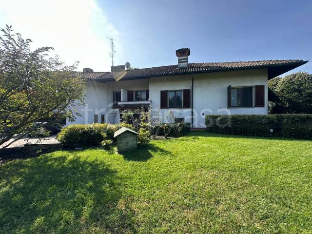 Villa bifamiliare in vendita a Noviglio via Don Giovanni Minzoni, Santa Corinna