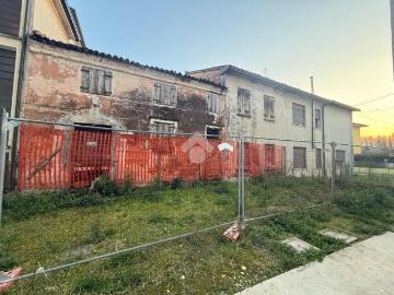 Casa indipendente in vendita a Noale VE