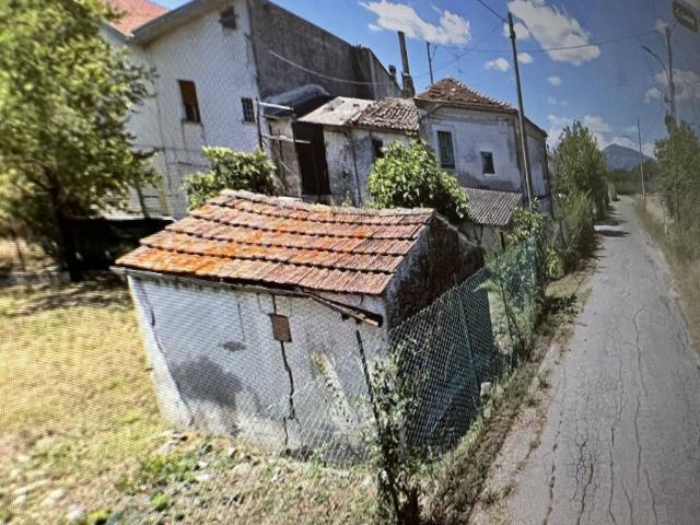 Casa indipendente in vendita a Nocciano PE