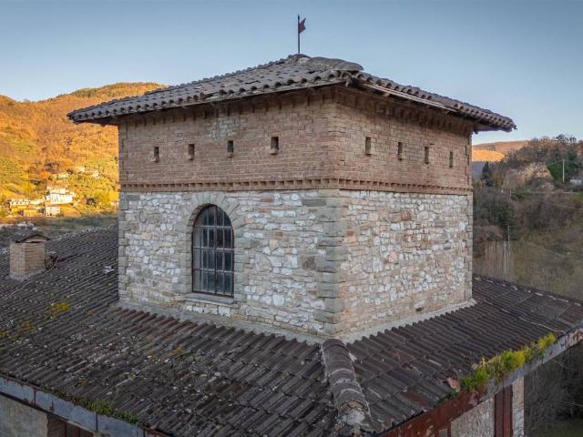 Casa indipendente in vendita a Nocera Umbra PG