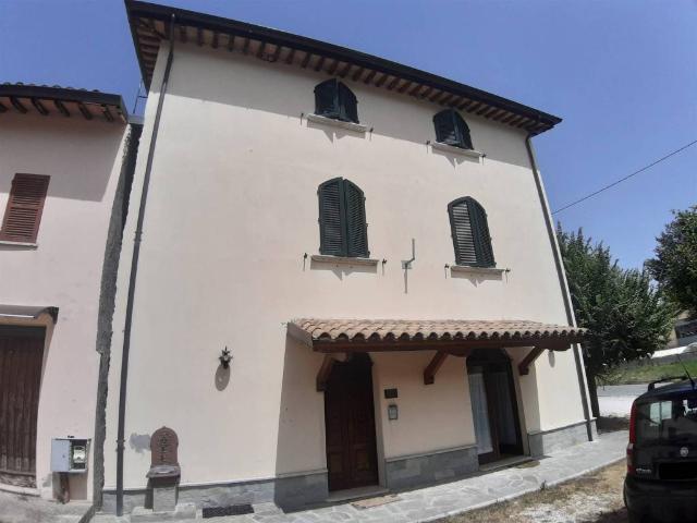 Casa indipendente in vendita a Nocera Umbra PG