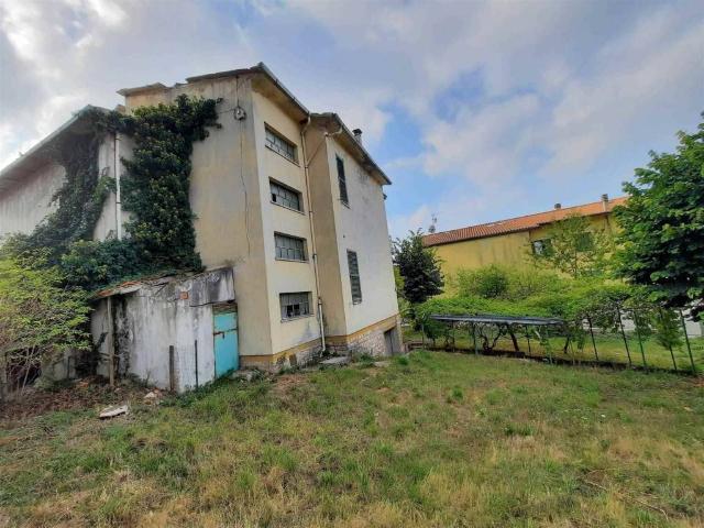 Casa indipendente in vendita a Nocera Umbra PG