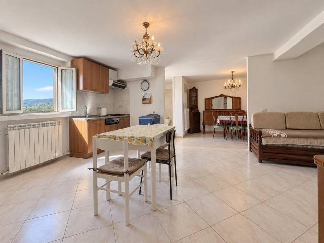 Casa indipendente in vendita a Nocera Umbra PG