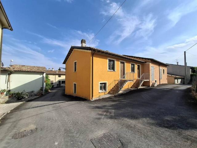 Casa indipendente in vendita a Nocera Umbra PG