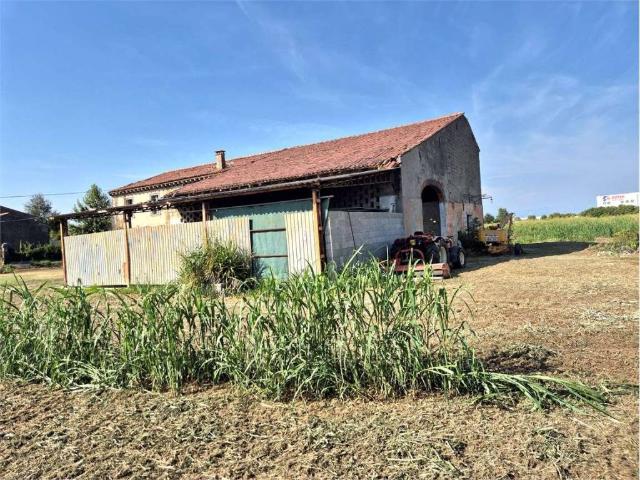 Casa indipendente in vendita a Nogarole Rocca VR