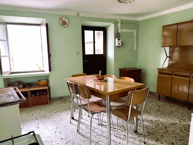 Casa indipendente in vendita a Nomaglio TO