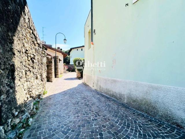 Casa indipendente in vendita a Nago Torbole TN
