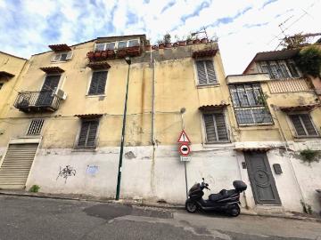 Casa indipendente in vendita a Napoli NA