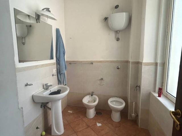 Casa indipendente in vendita a Napoli NA