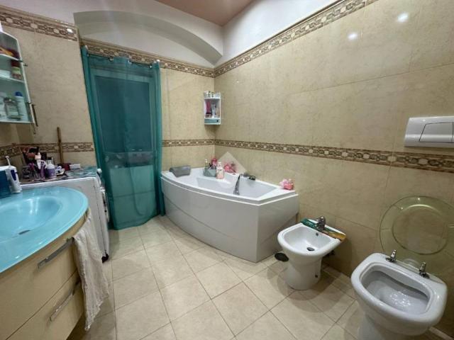 Casa indipendente in vendita a Napoli NA