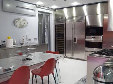 Casa indipendente in vendita a Napoli