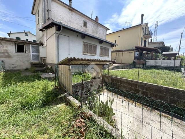 Casa indipendente in vendita a Narni TR