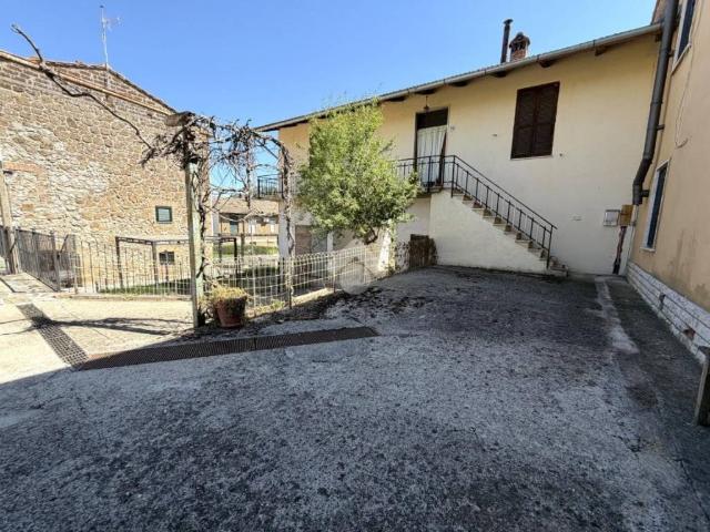 Casa indipendente in vendita a Narni TR