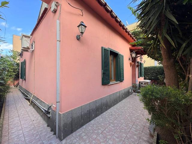 Casa indipendente in vendita a Nettuno RM