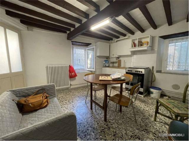 Casa indipendente in vendita a Neviano degli Arduini PR