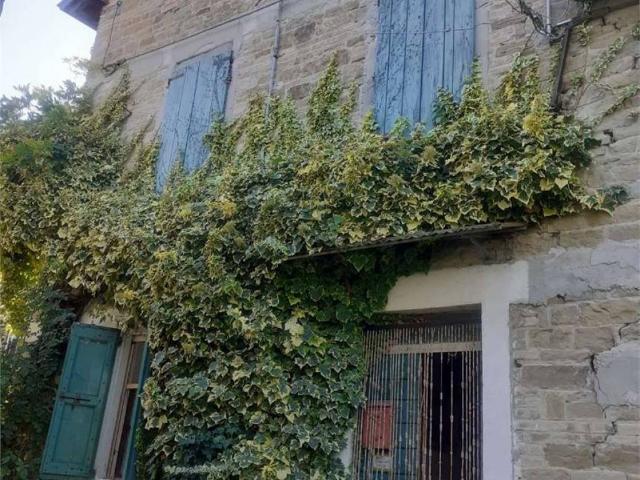 Casa indipendente in vendita a Neviano degli Arduini PR